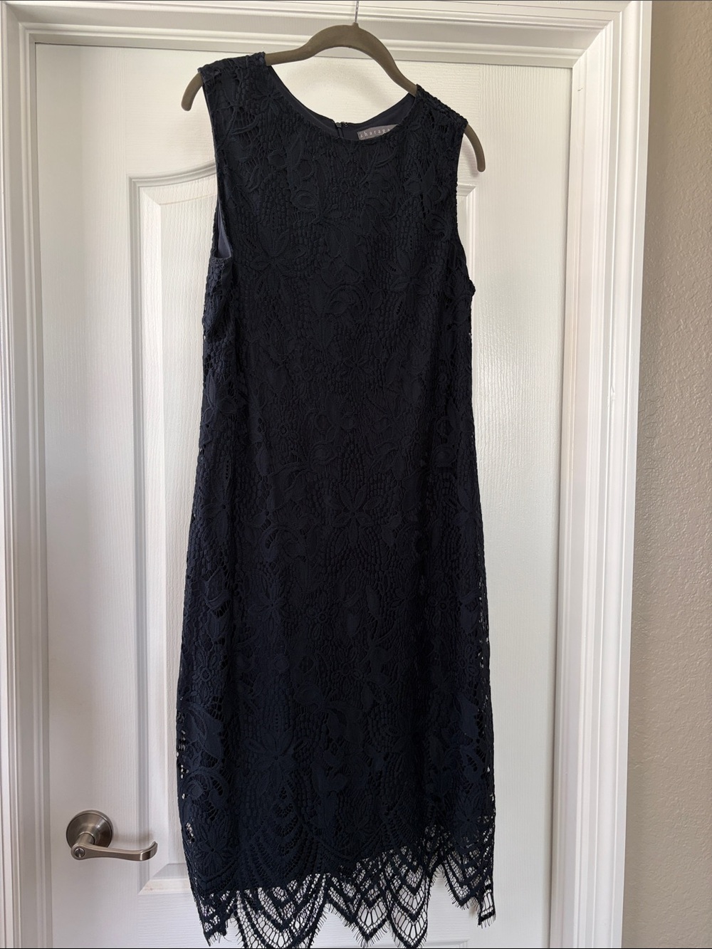 Sharagano Navy Lace Sleeveless Shift Dress